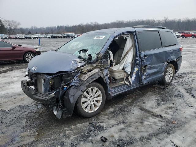 2015 Toyota Sienna XLE