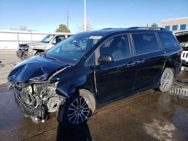 2018 Toyota Sienna XLE