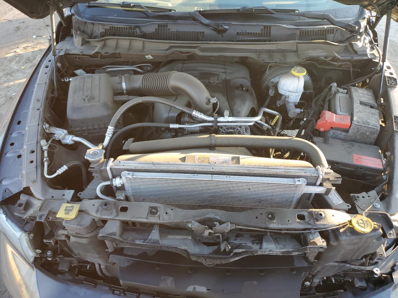 VIN: 1C6RR6KT1KS545601 2019 RAM 1500