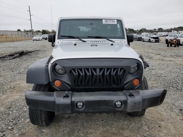 2007 Jeep Wrangler X VIN: 1J4GB39177L124212 Lot: 38070704