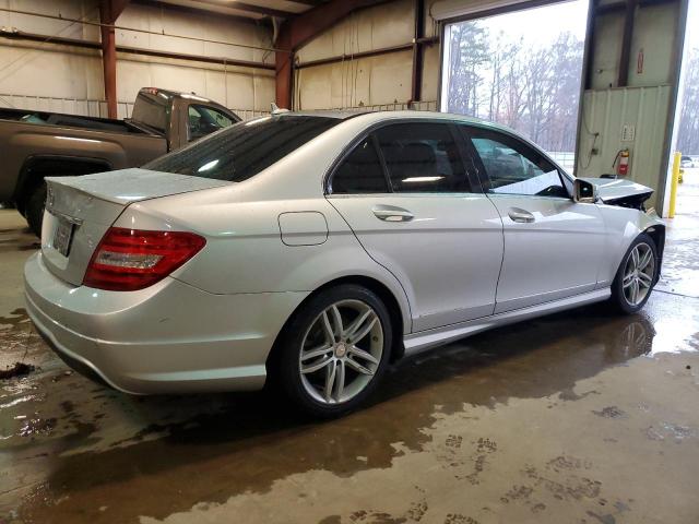 VIN WDDGF4HB1DR261123 2013 Mercedes-Benz C-Class, 250 no.3