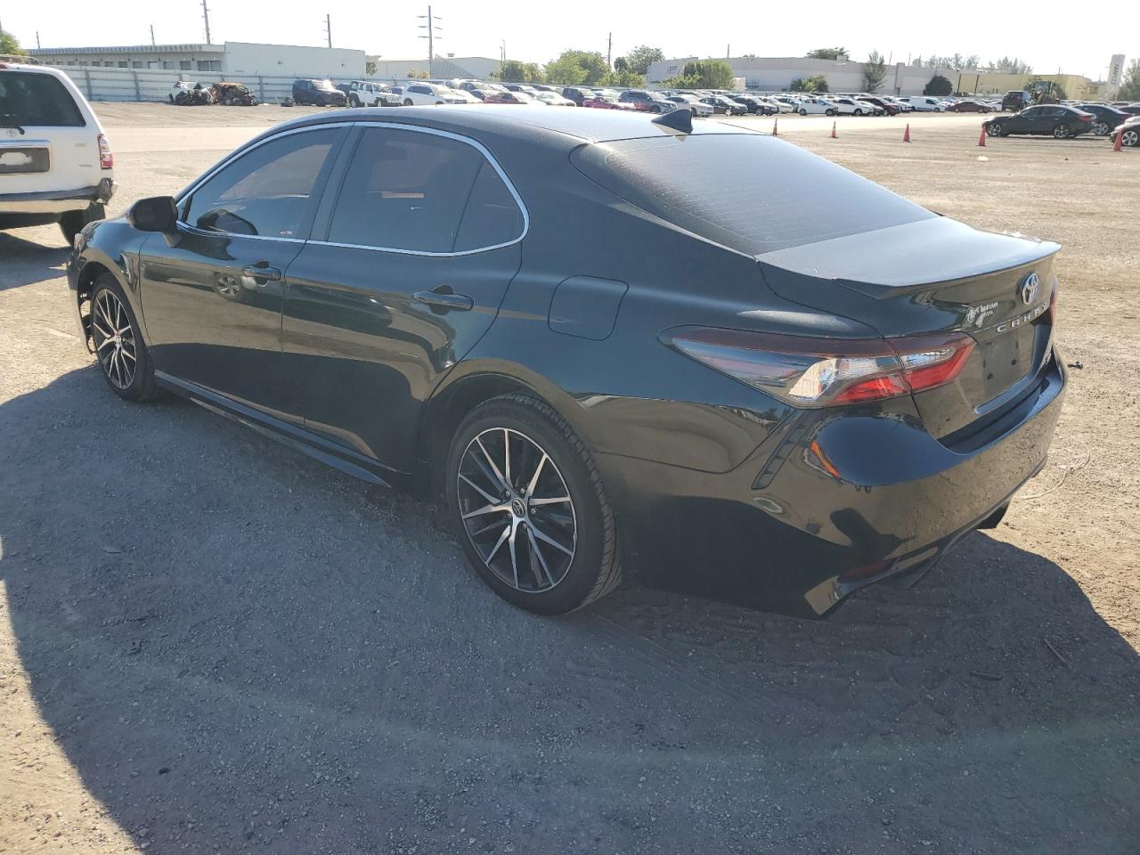 2021 Toyota Camry Se vin: 4T1G11AK3MU497167