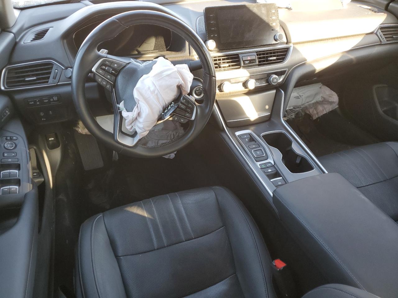 1HGCV3F9XKA009969 HONDA ACCORD 2019