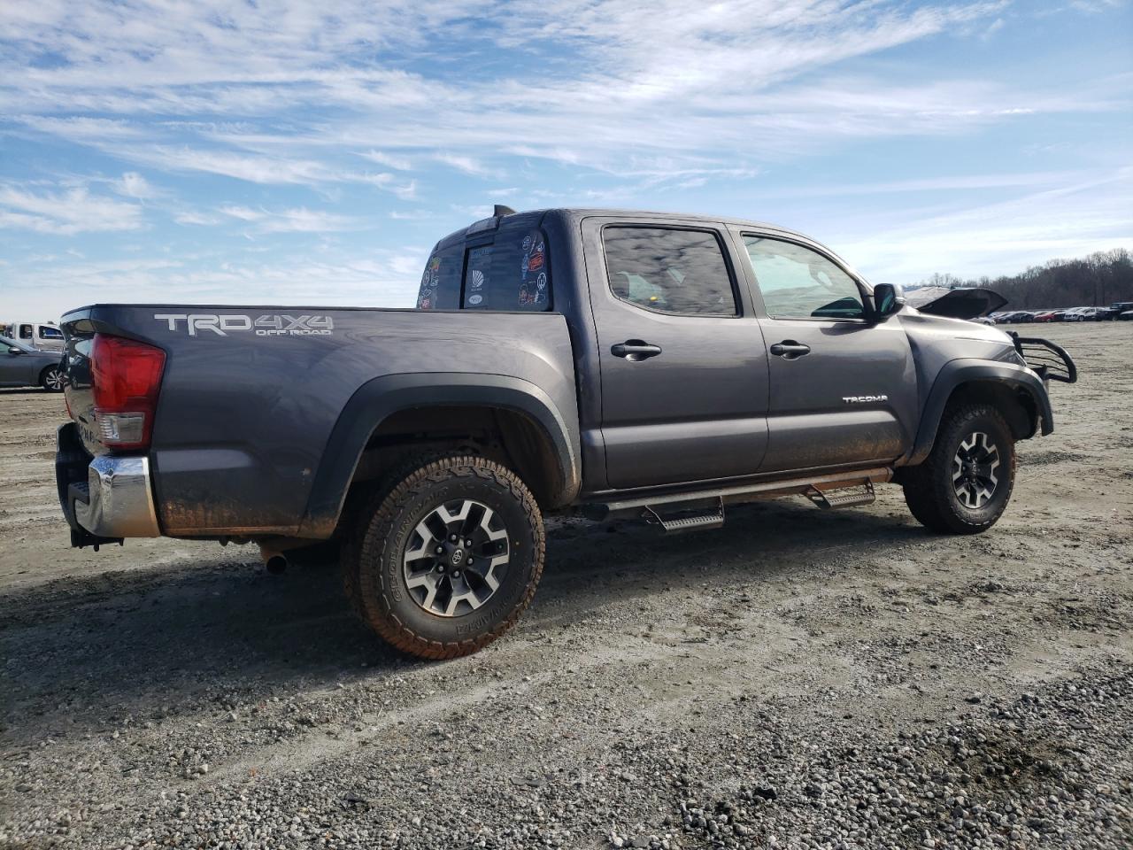 5TFCZ5AN5HX064967 TOYOTA TACOMA 2017