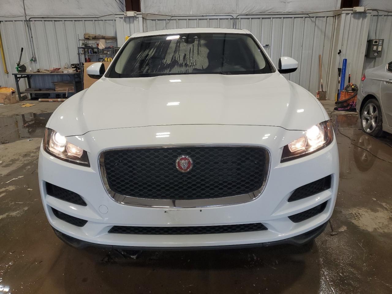 SADCS2BV4HA067724 JAGUAR F-PACE 2017