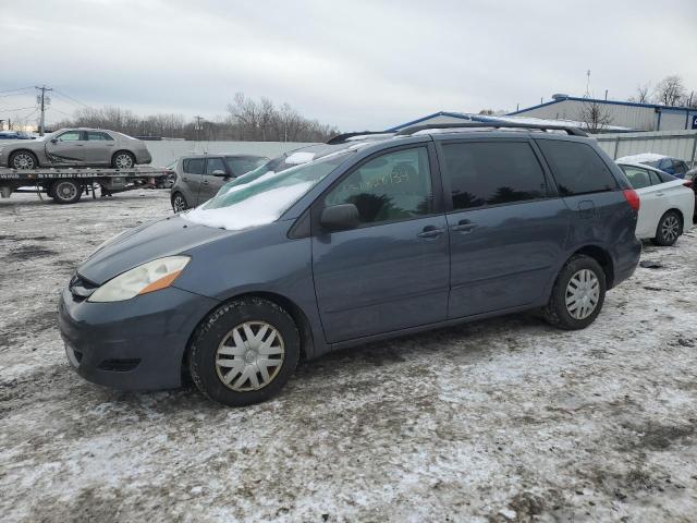 2009 Toyota Sienna CE