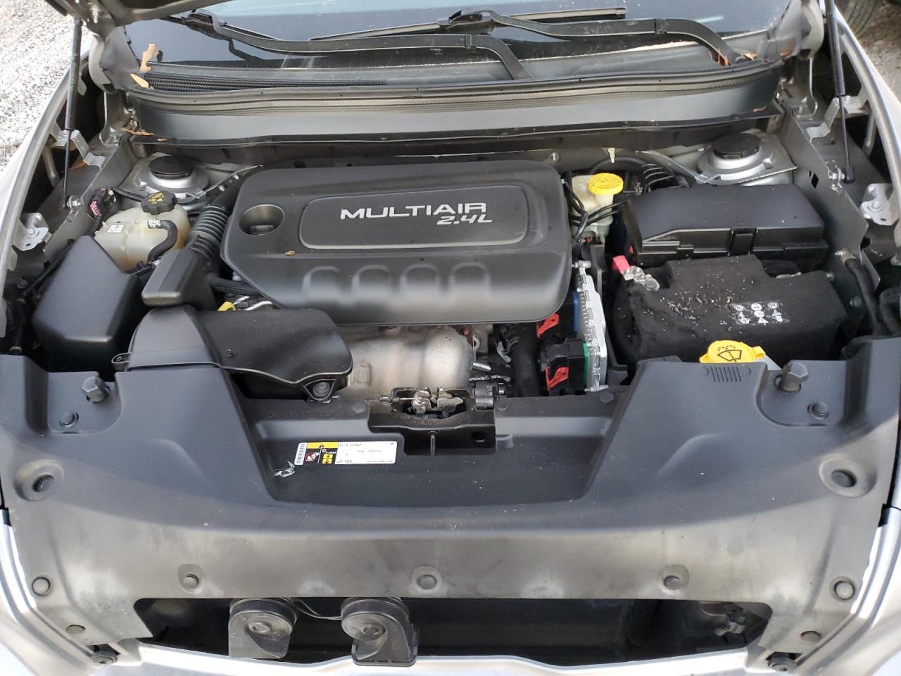 1C4PJLCB0GW149137 2016 Jeep Cherokee Latitude