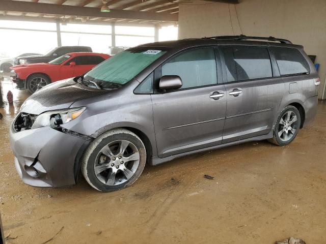 2013 Toyota Sienna 