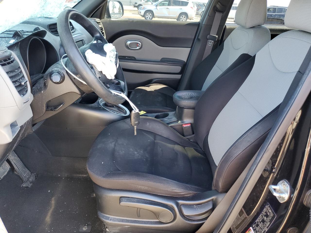 KNDJN2A2XH7885666 2017 Kia Soul