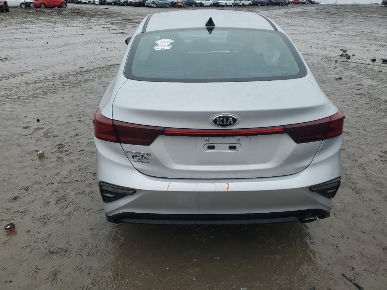 3KPF24AD6ME310101 2021 Kia Forte Fe