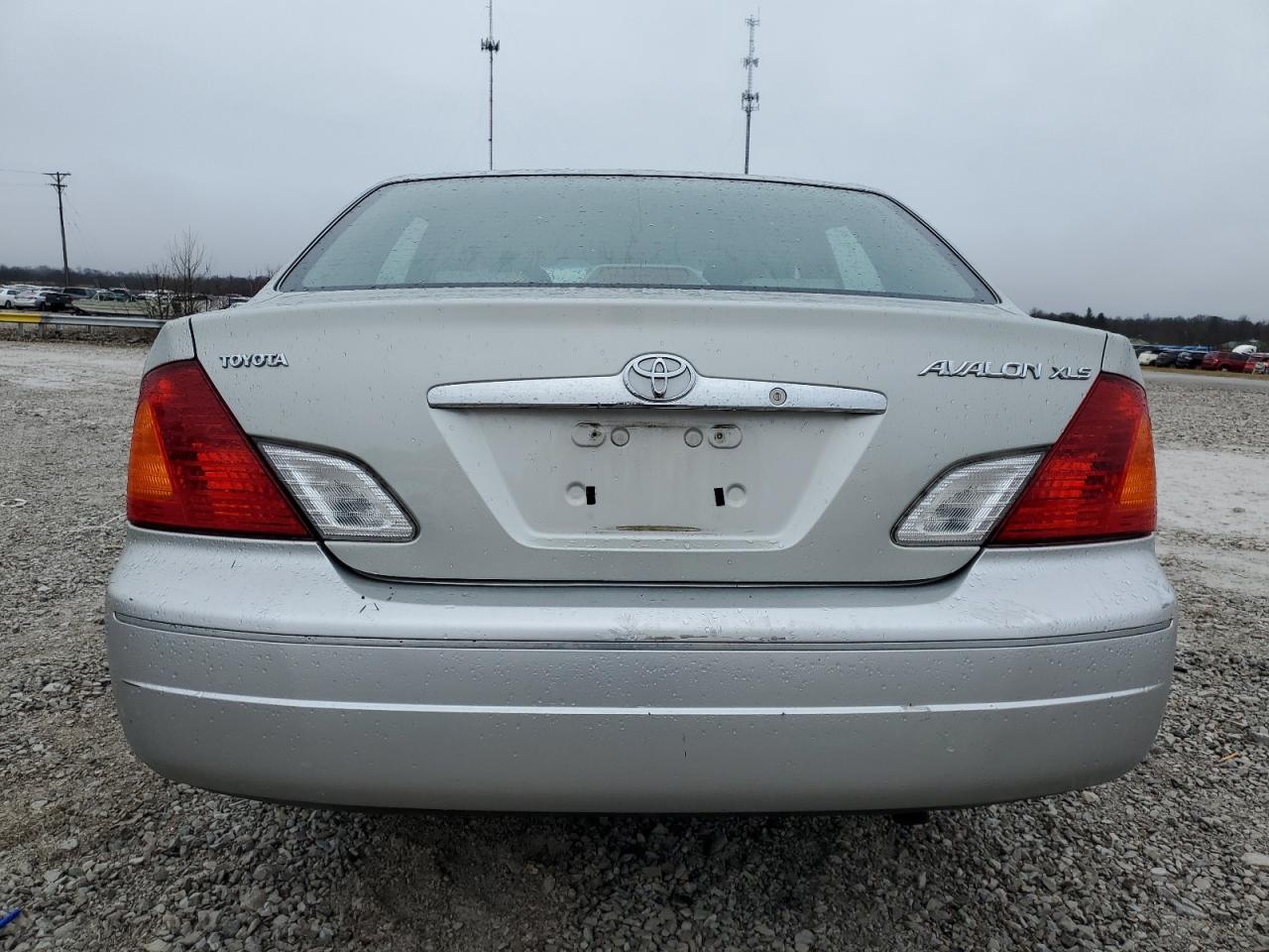 4T1BF28B11U128083 2001 Toyota Avalon Xl