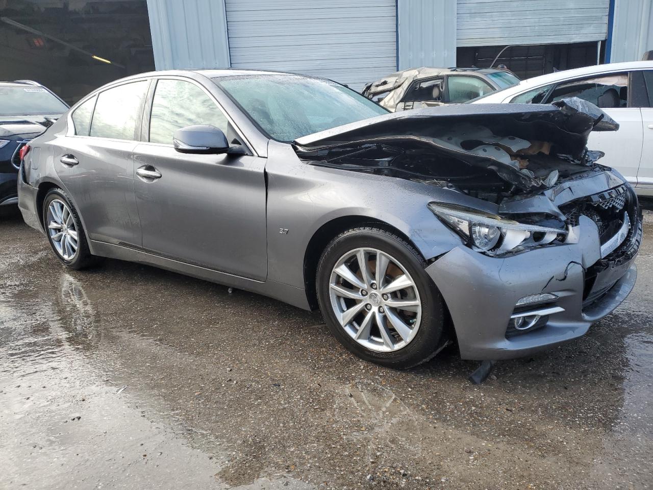 2014 Infiniti Q50 Base vin: JN1BV7AP4EM670667