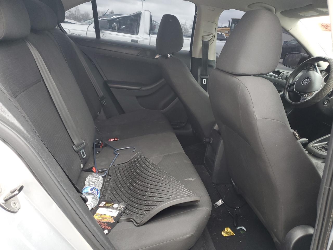 3VW2K7AJ9FM204852 2015 Volkswagen Jetta Base