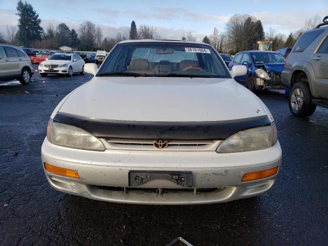 Image 5 of 1996 Toyota Camry salvage vehicle - Lot #38167804 at Copart