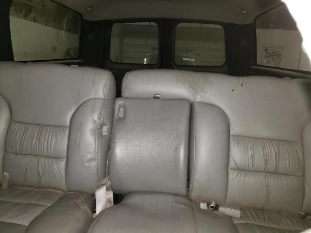 2001 Chevrolet Suburban K2500 VIN: 3GNGK26G71G159899 Lot: 82684853