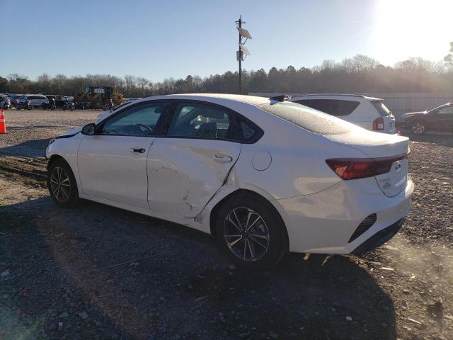 3KPF24AD9PE692824 Kia Forte LX 2