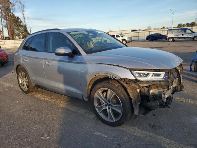 WA1CNAFY1L2000674 2020 AUDI Q5, photo no. 4