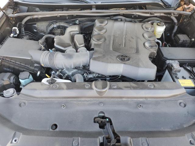 2022 TOYOTA 4RUNNER SR - JTEFU5JR9N5277549