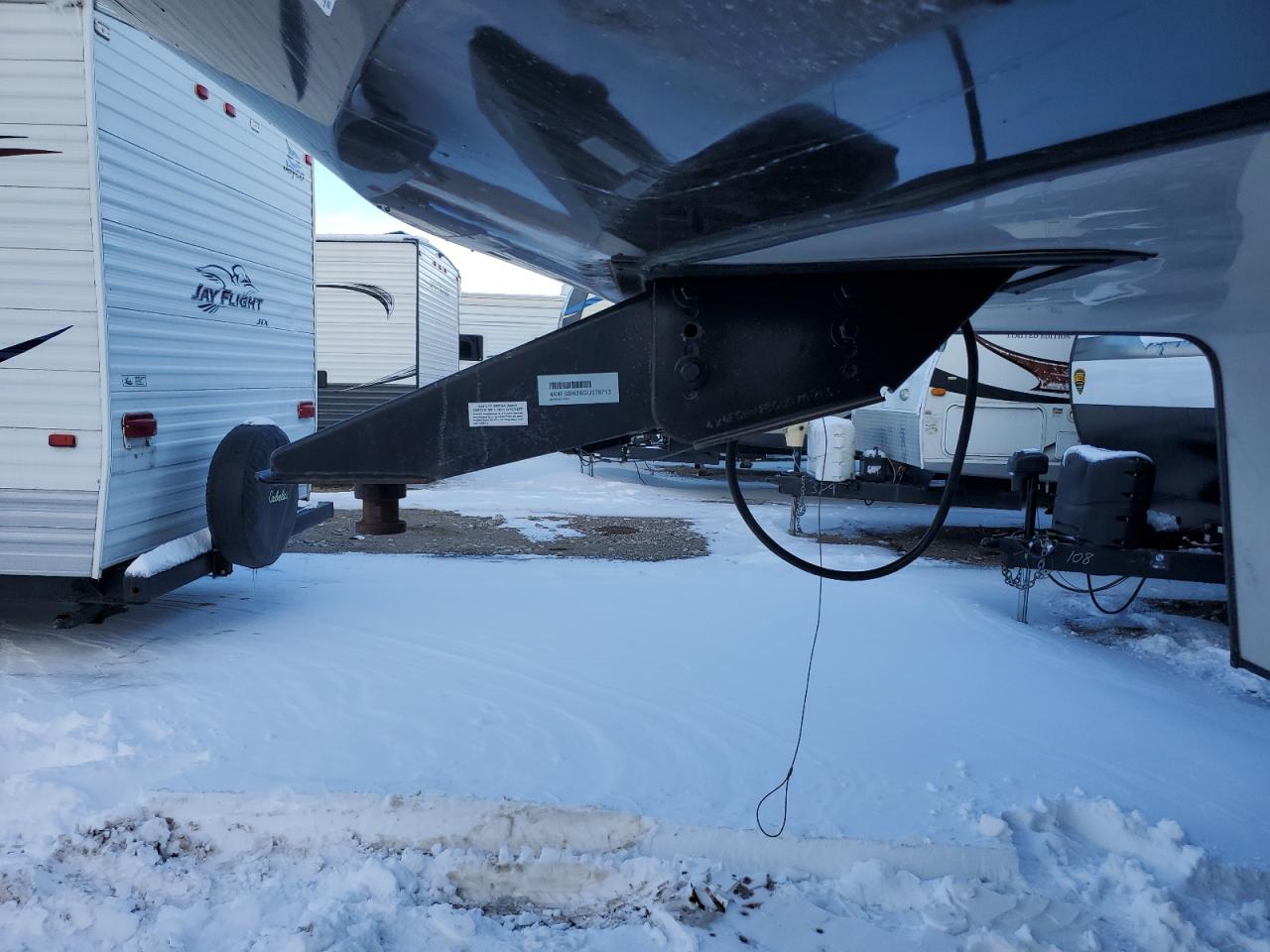 4X4FSBN28GU078713 SALM TRAILER 2016