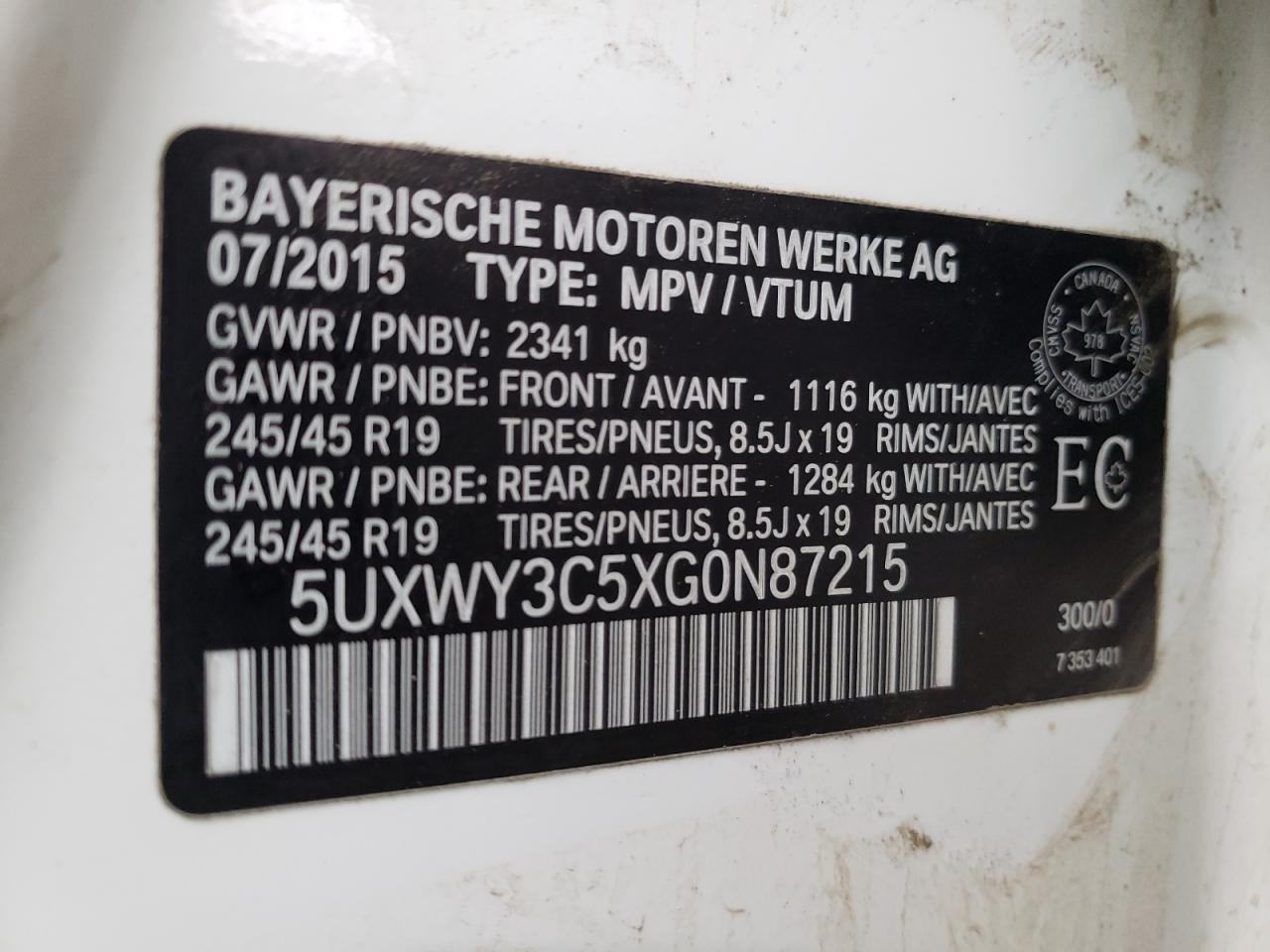 VIN: 5UXWY3C5XG0N87215 2016 BMW X3