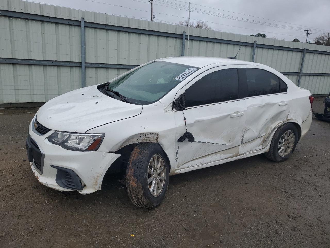 1G1JD5SH4J4141052 2018 Chevrolet Sonic Lt