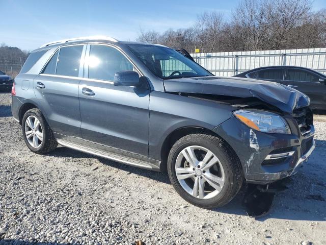 VIN 4JGDA5HB8DA249224 2013 Mercedes-Benz ML-Class, ... no.4