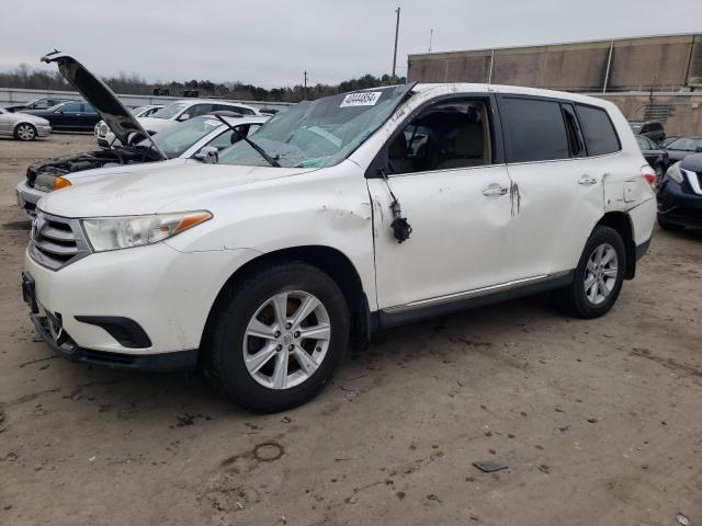 VIN WBA7T2C01LGL18053 2013 TOYOTA HIGHLANDER no.1