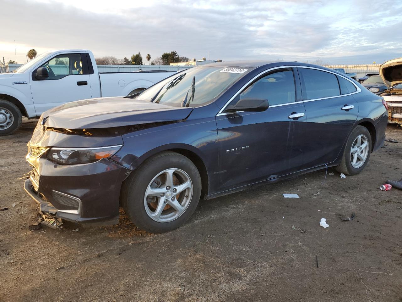 2017 Chevrolet Malibu Ls vin: 1G1ZB5ST8HF112648