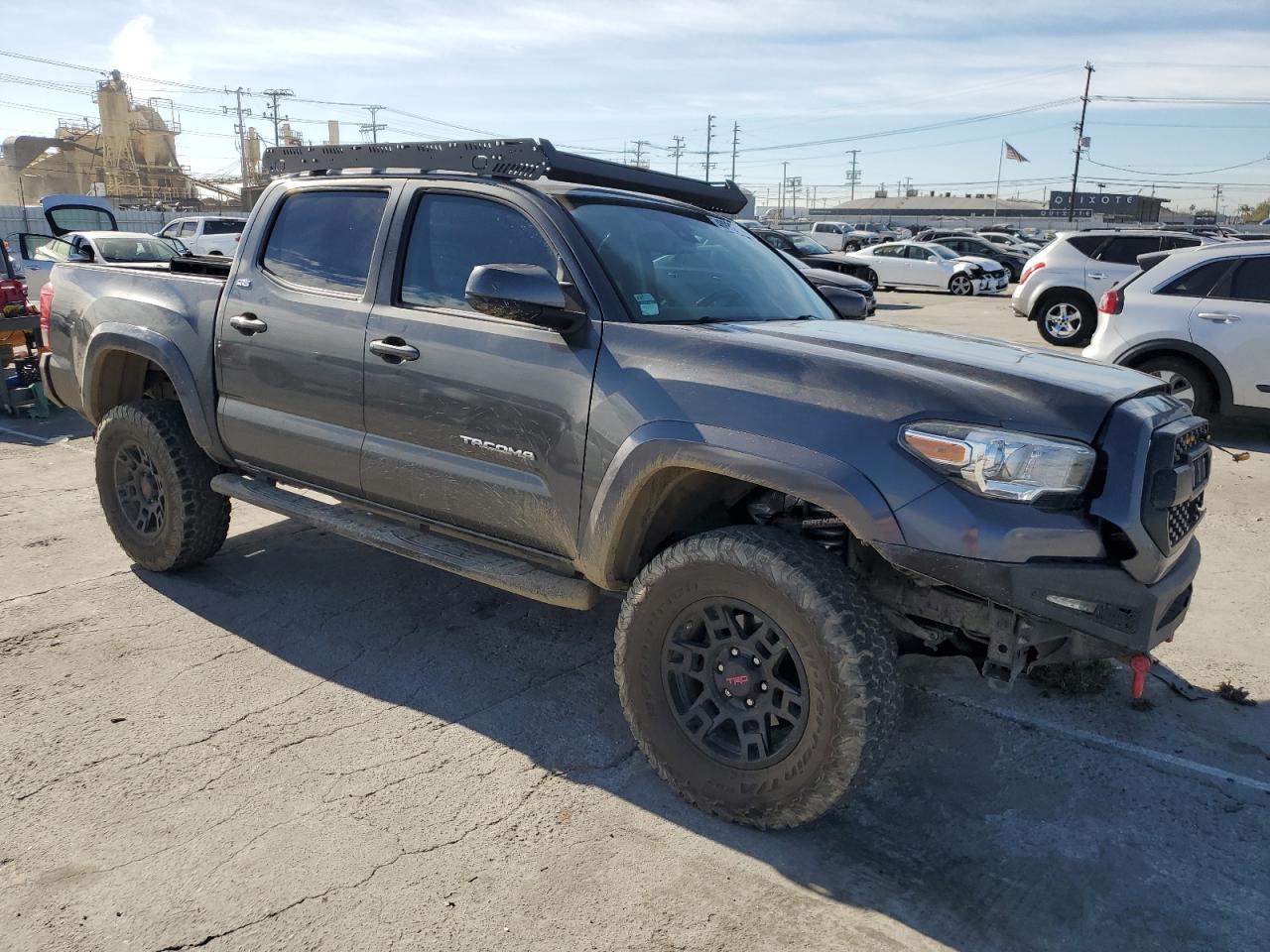 3TMCZ5AN1JM130202 2018 Toyota Tacoma Double Cab