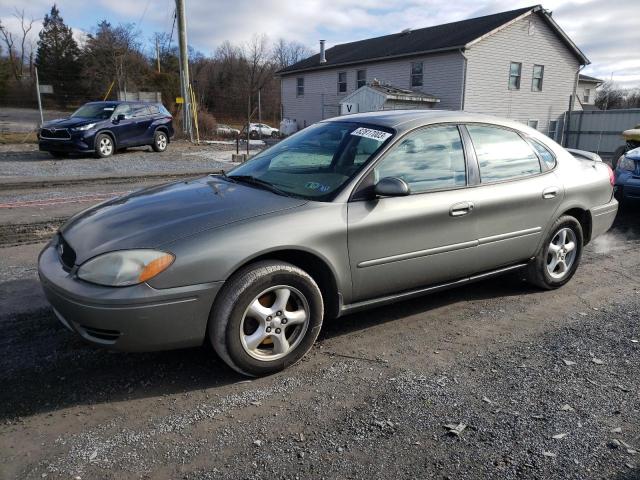 2004 Ford Taurus SE