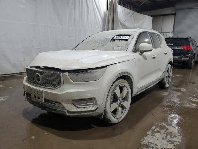 2020 Volvo XC40 