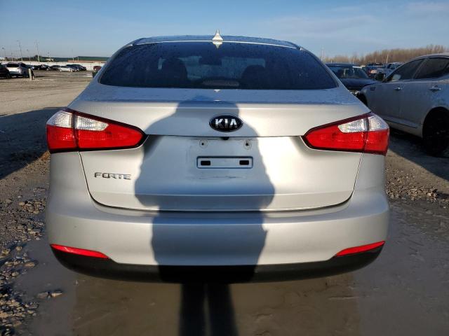 KNAFX4A69G5553711 | 2016 KIA FORTE LX