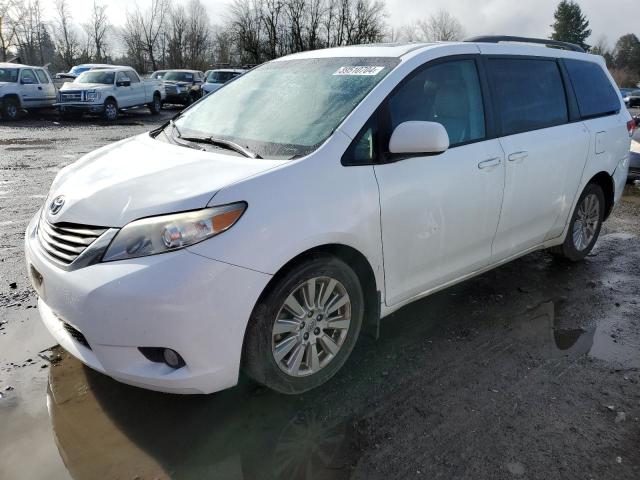 2011 Toyota Sienna XLE