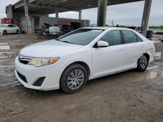 VIN 4T1BF1FK7EU445076 2014 TOYOTA CAMRY no.1