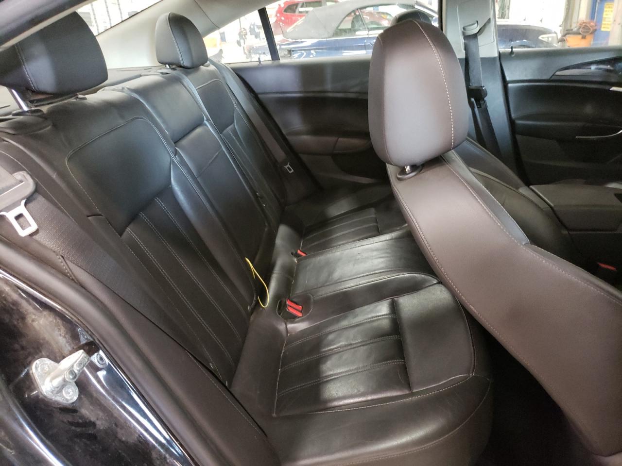 W04GW5EV2B1070752 2011 Buick Regal Cxl