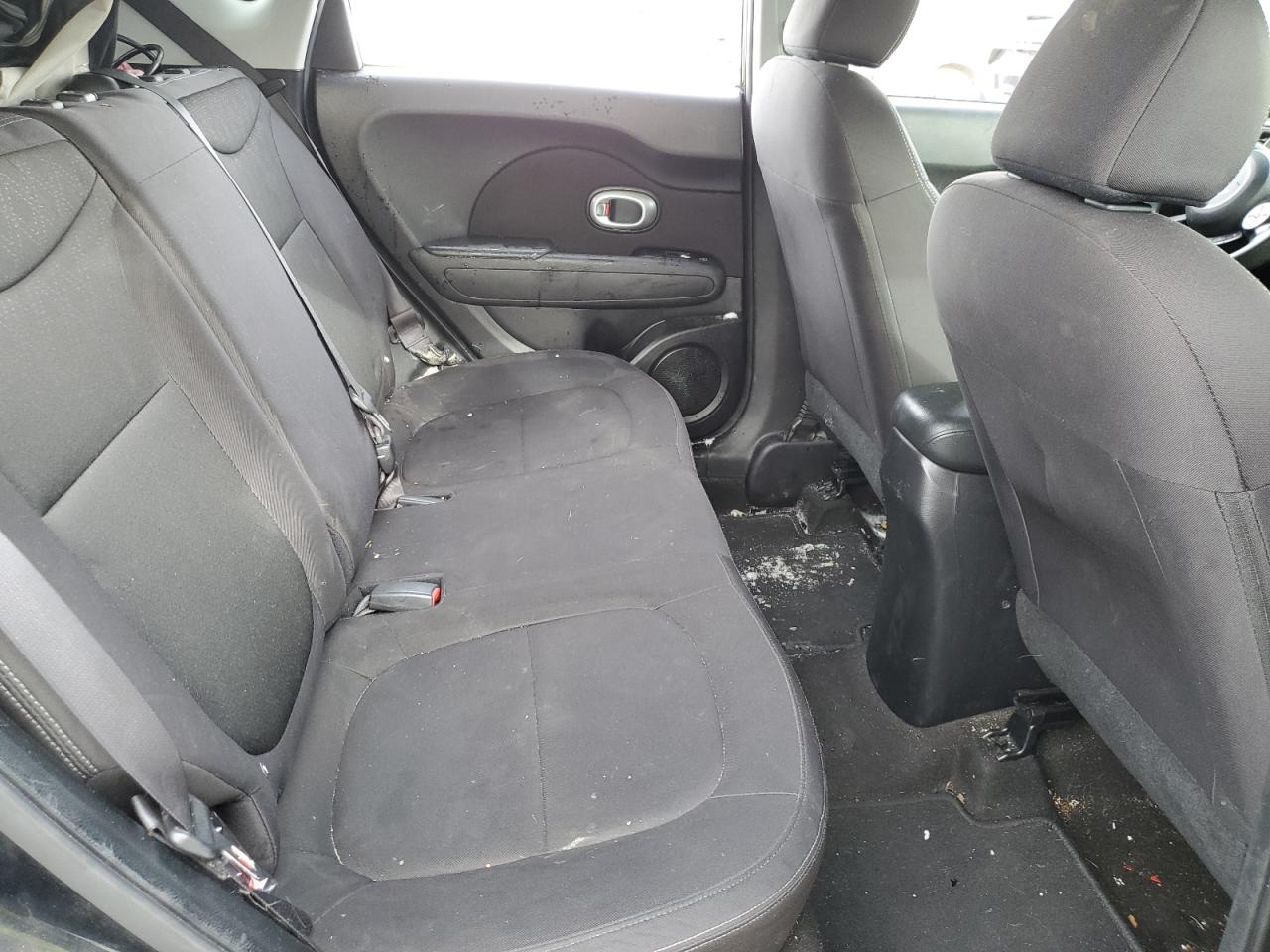KNDJN2A22G7287523 2016 Kia Soul