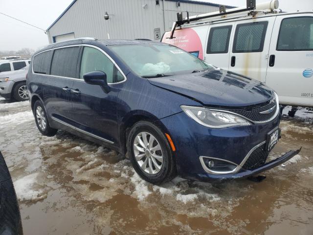 Lot #2378651951 2017 CHRYSLER PACIFICA salvage car