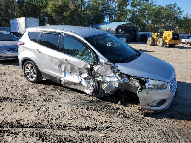 Vin: 1fmcu0gd4hud05303, lot: 37787734, ford escape se 20174