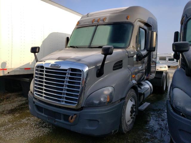 Lot #2329882815 2017 FREIGHTLINER CASCADIA 1 salvage car
