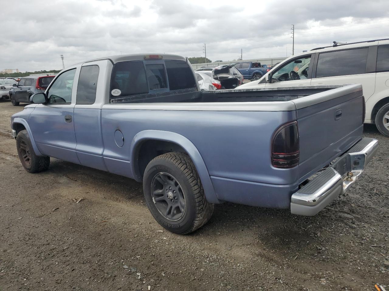 1B7GL42XX2S662408 2002 Dodge Dakota Slt