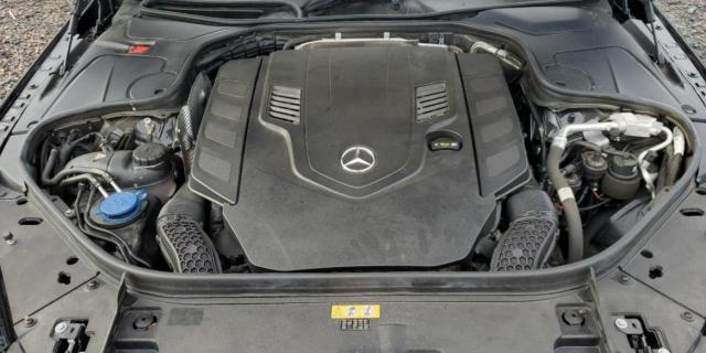 2018 MERCEDES-BENZ S 560 - WDDUG8DB6JA400959