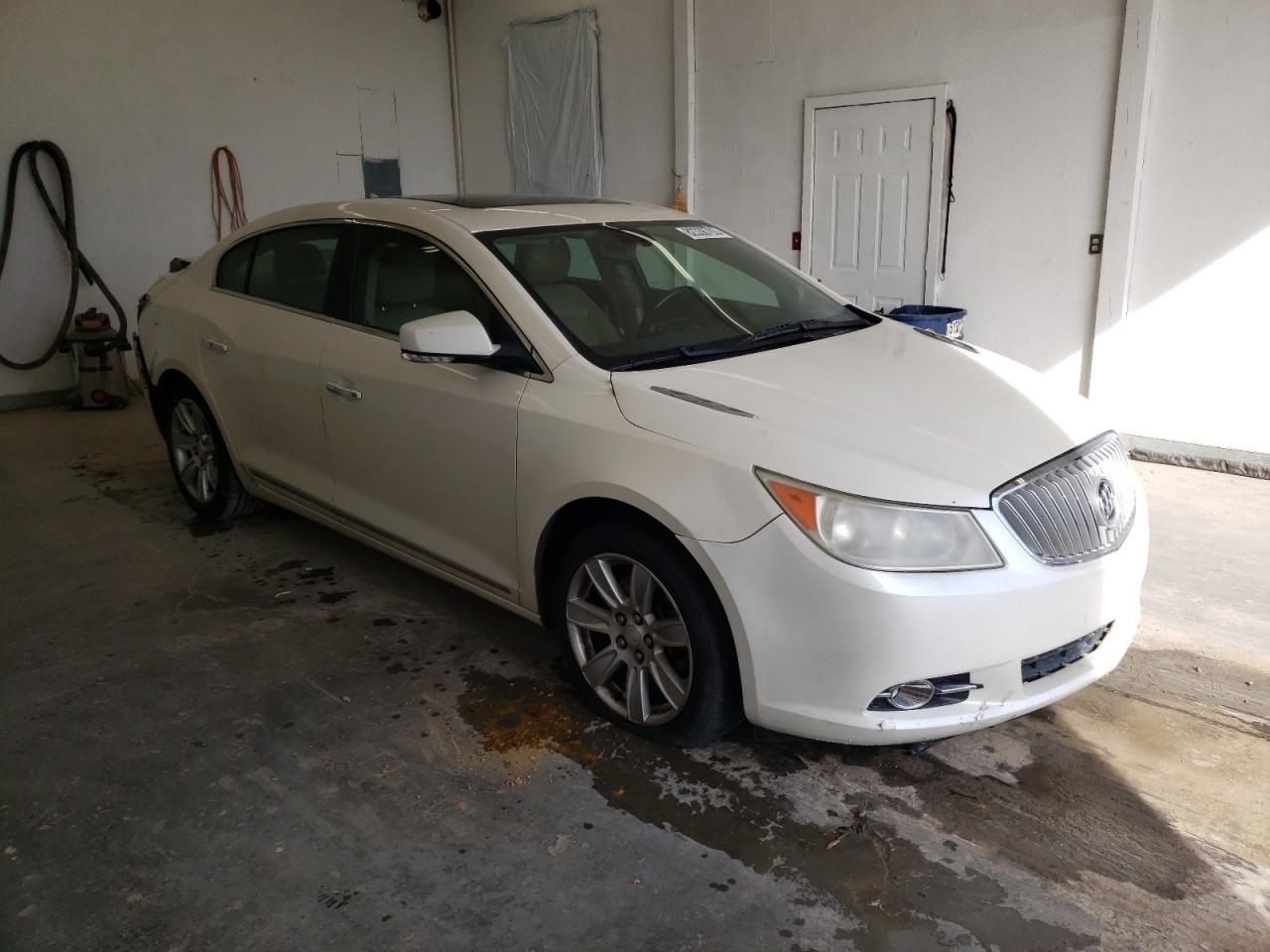 2012 Buick Lacrosse vin: 1G4GC5E38CF344498