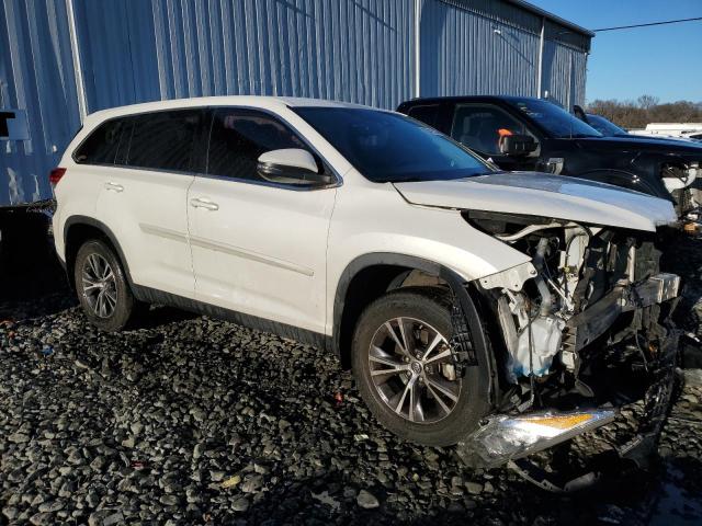 VIN 5TDBZRFH1KS979804 2019 Toyota Highlander, LE no.4