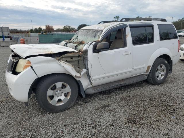 2007 Nissan Pathfinder LE