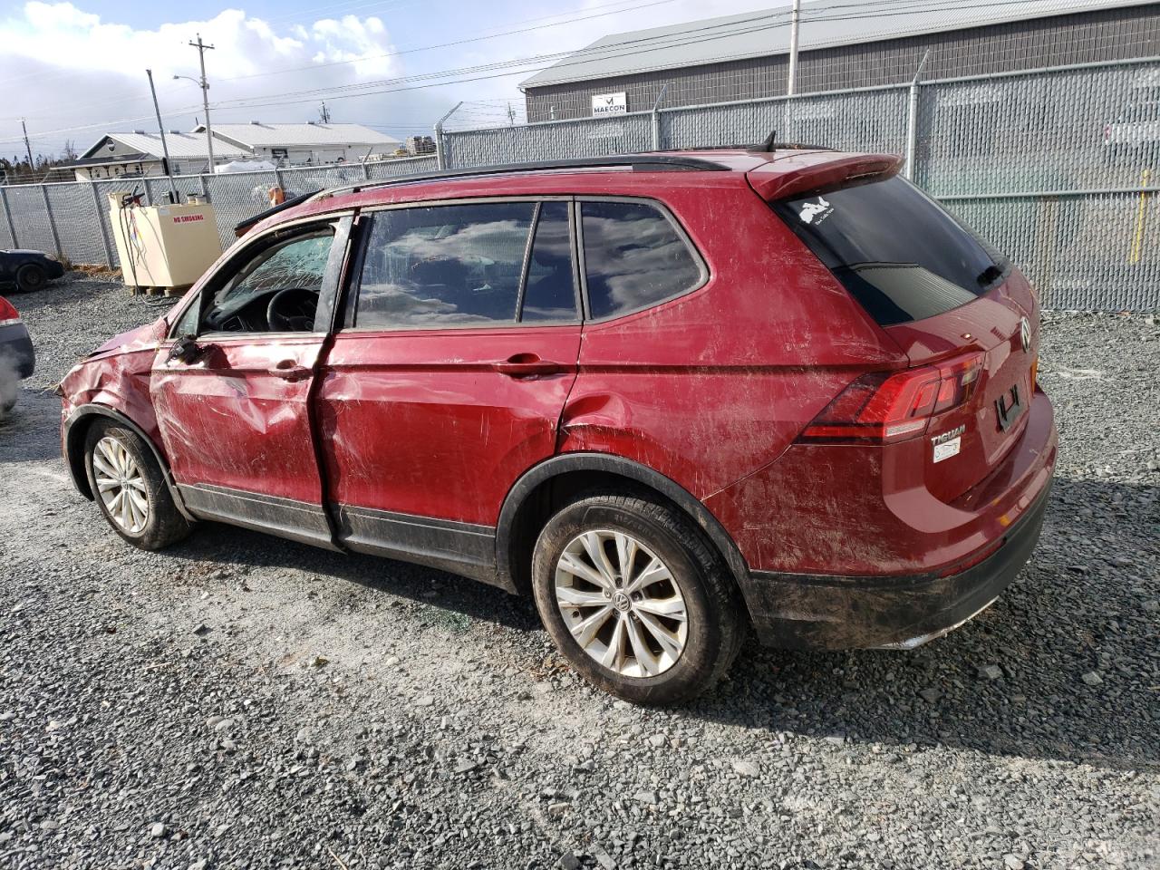 3VV0B7AX0JM144369 2018 Volkswagen Tiguan S