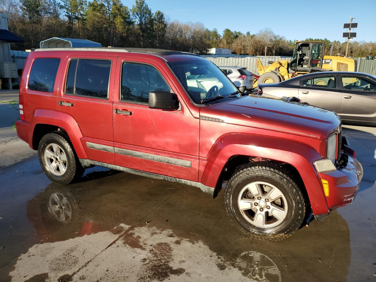 1C4PJMAK7CW100228 2012 Jeep Liberty Sport