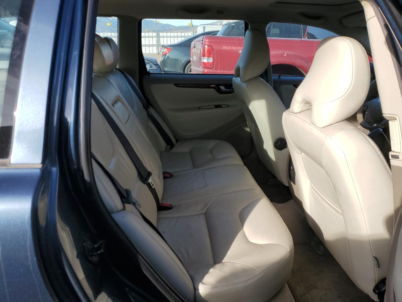 yv1sw612861531082 YV1SW612861531082 2006 Volvo V70