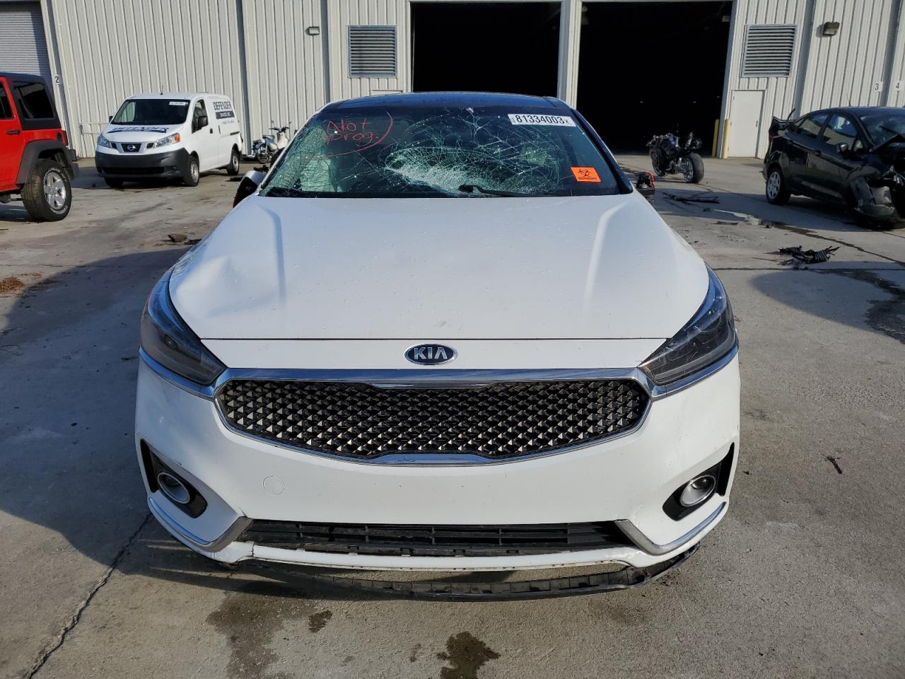 KNALC4J12H5068198 2017 Kia Cadenza Premium