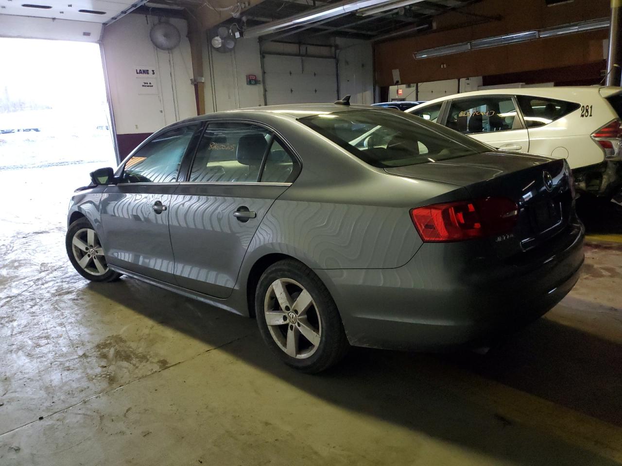 2014 Volkswagen Jetta Tdi vin: 3VW3L7AJXEM351021