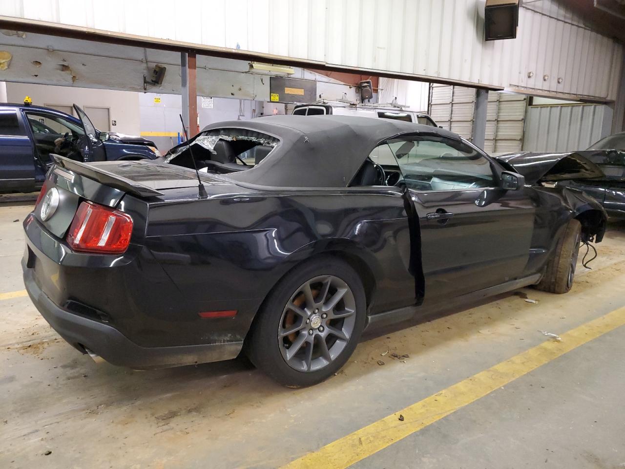 1ZVBP8EM1B5107110 2011 Ford Mustang